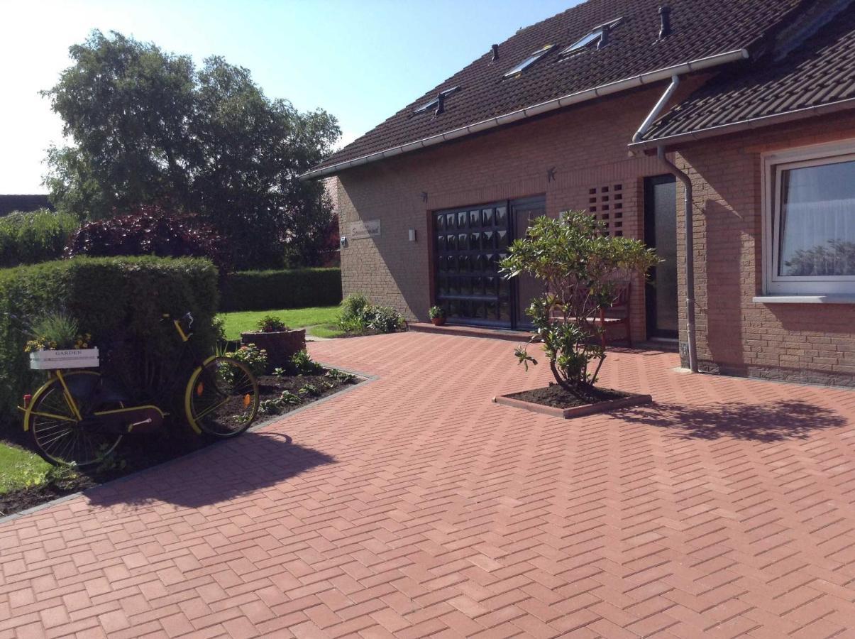Ferienwohnungen Haus Sommerwind, 45075 Jemgum Exterior foto